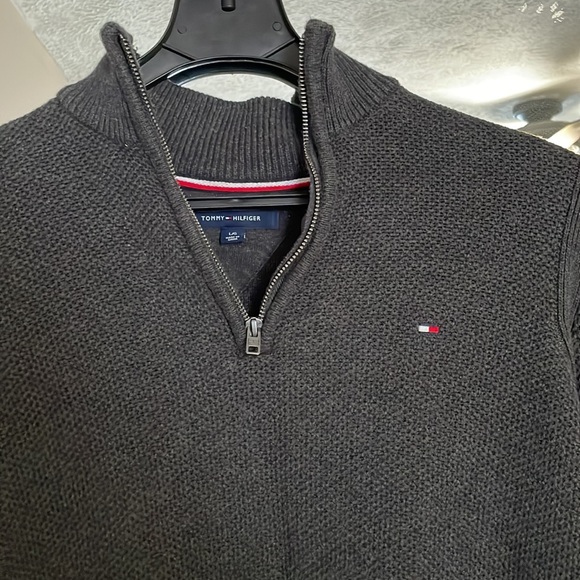 Vintage Tommy Hilfiger 1/4 Zip Wool Sweater Size Large - Picture 4 of 8